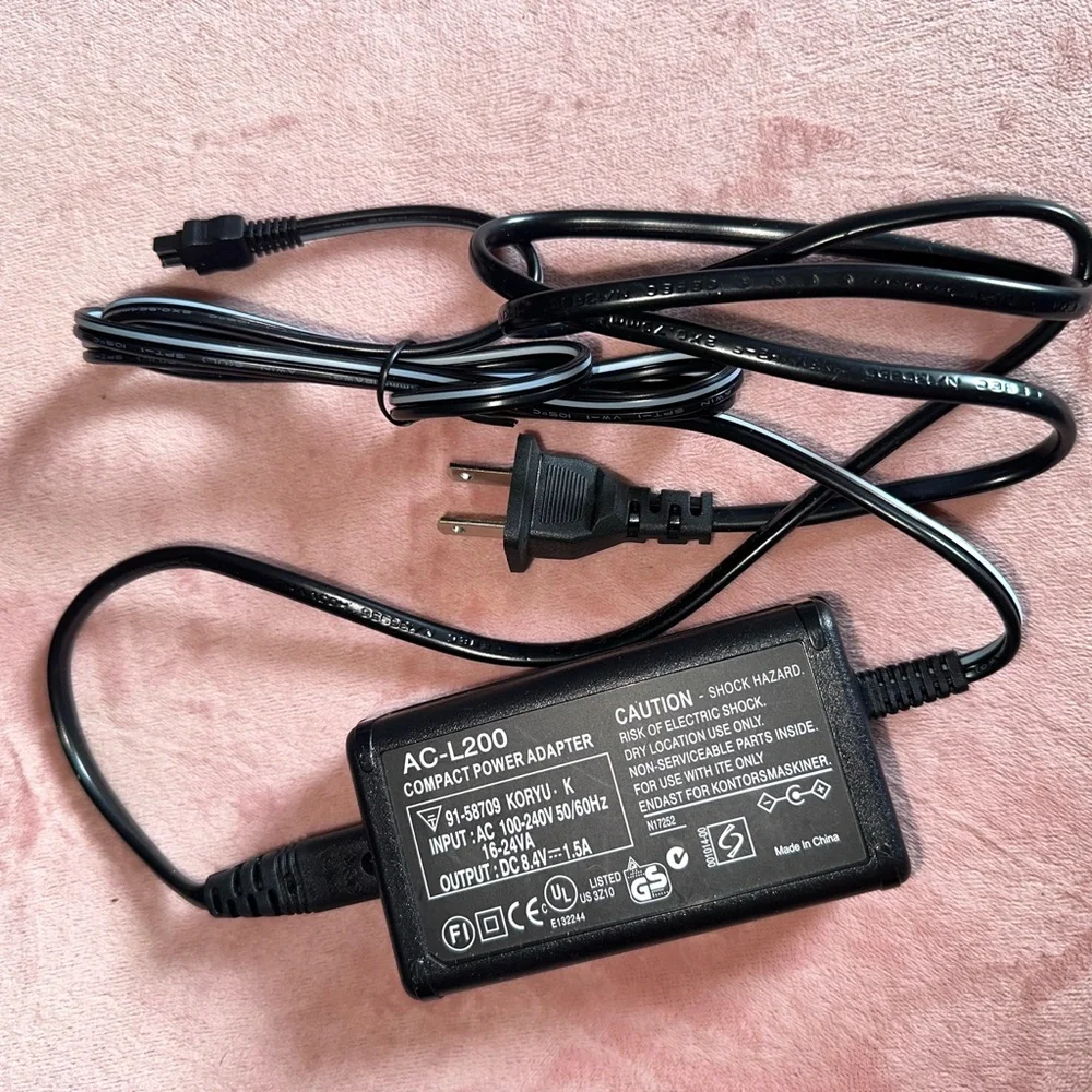 🆕 ac-L200 power adopter charger